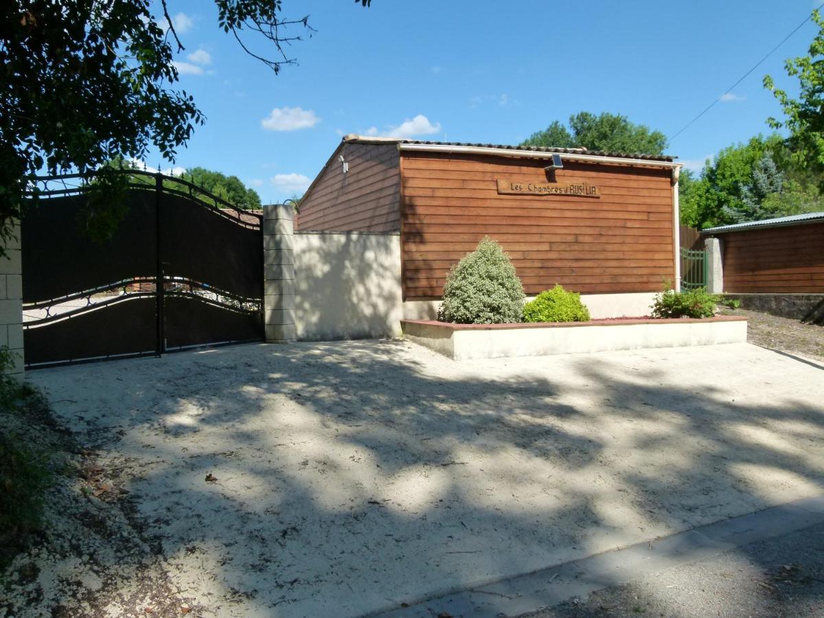 Les Chambres D'Ausilia Sablons  Exterior photo